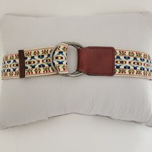 Reversible Belt multicolor embroidered and beige suede womens‎ size S/M Boho